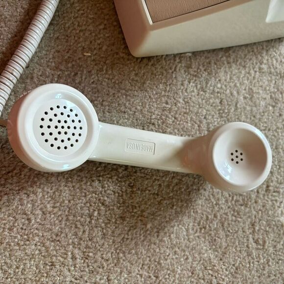 ITT Vintage Beige Touch Tone Phone *Works* - Picture 5 of 10